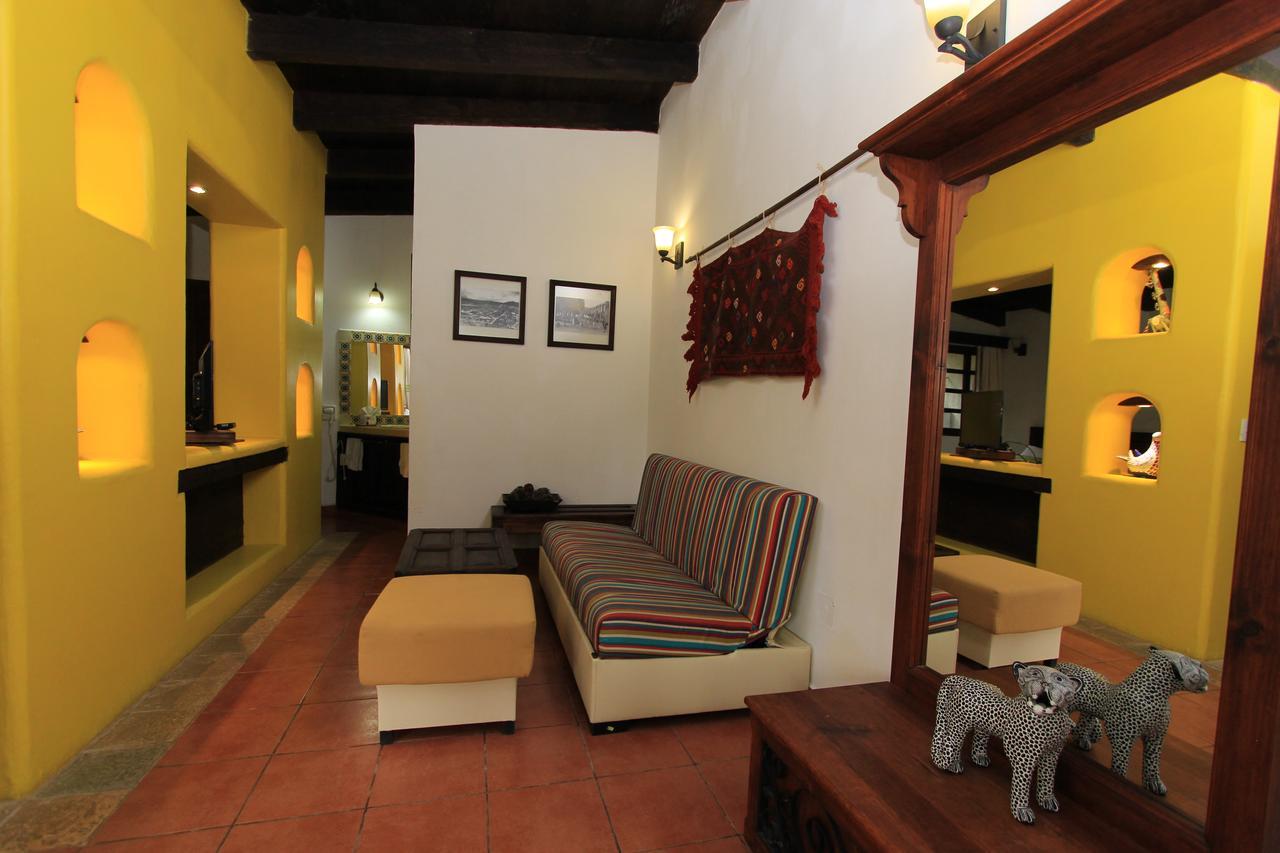 Hotel Hacienda Club La Diligencia ซานกริสโตบัล เด ลาสกาซาส ภายนอก รูปภาพ